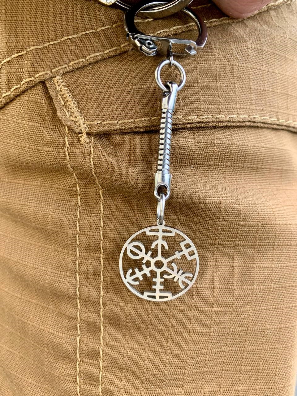 Брелок Вегвізир (Vegvisir) - скандинавський компас вікінгів | Оберіг та символ захисту